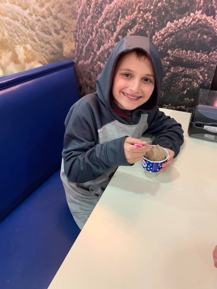 dpfny16's tweet photo. 💙💛WDSD Random Act of Kindness💙💛
Bringing awareness and acceptance for people with #DownSyndrome. Paid the ice cream order for the person
in front of us at Baskin-Robbins!
#WDSD20 #21actsofkindness
#acceptance #inclusion #DSNNN #morealikethandifferent https://t.co/aqnXE6rZ05