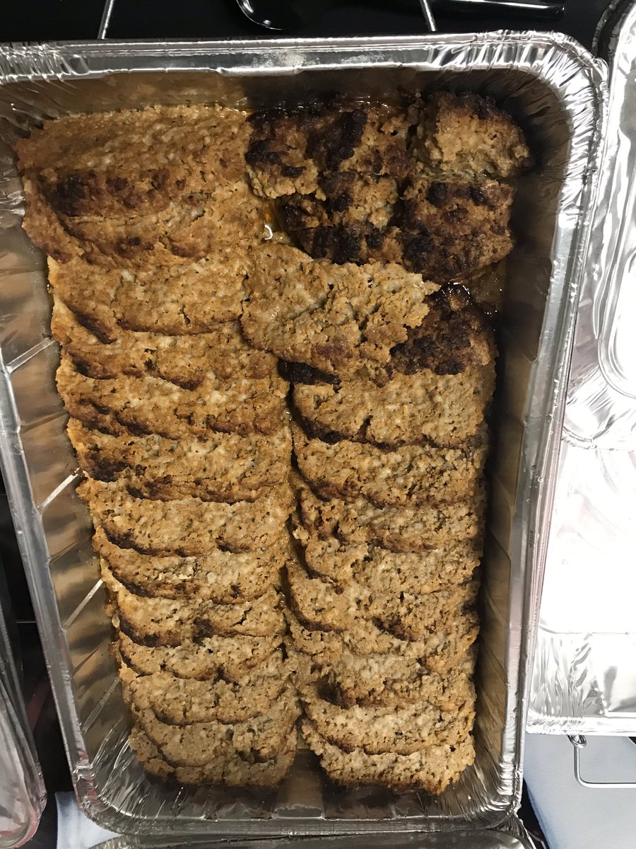CoachMattRod's tweet photo. Post game midnight FEAST for the boys ⛽️ #FuelToRecover #FuelToPerform #FuelToWIN https://t.co/rjXEXivA4p
