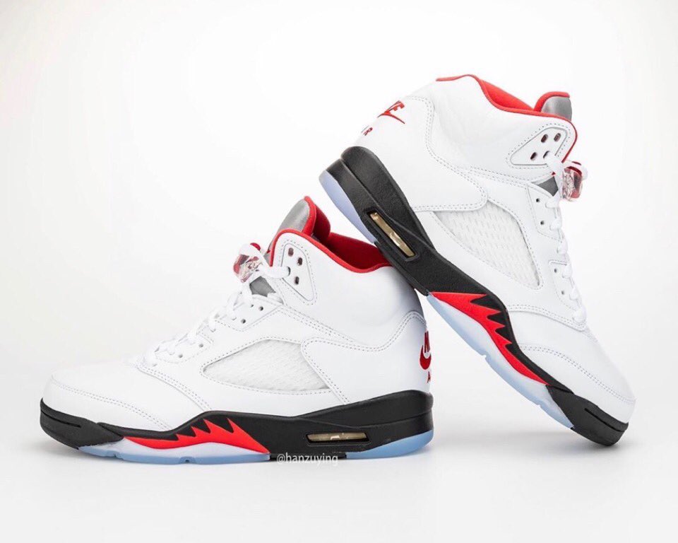 𝐔𝐏 𝐓𝐎 𝐃𝐀𝐓𝐄 Nike Air Jordan 5 Retro Og Fire Red が年4月25日に復刻発売予定 発売予定日が3 28 4 25に延期 ナイキ Aj5 スニーカー エアジョーダン5 流川楓 スラムダンク ファイアレッド Da1911 102 詳しくは記事をチェック