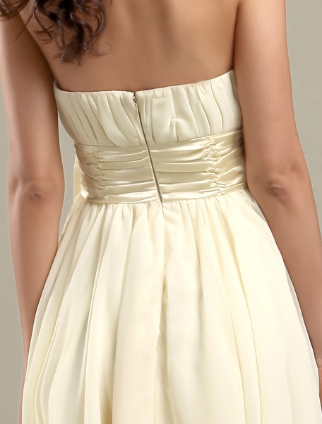 powerdaysale's tweet image. Asymmetrical Pleated Ivory Bridesmaid Dress

powerdaysale.com/product/asymme…

#promoutfits #goodvibesonly #kneelengthdress #chiffondress #partylook
