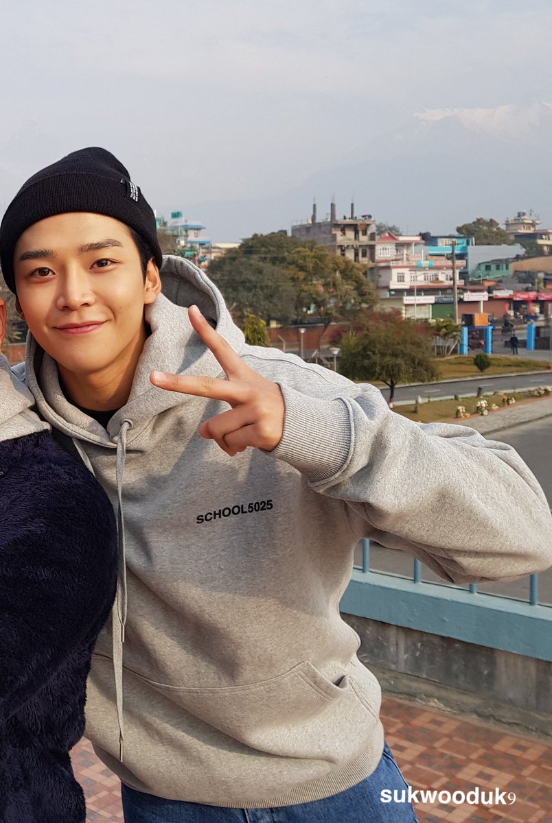 krwpics's tweet photo. soft boyfriend looks https://t.co/QZXvDT0bEP