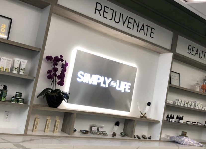 WellnessEnergy2's tweet photo. Congratulations Simply for Life! A fabulous grand opening night 🙏🏻🎉 https://t.co/tU4pH5y2CI