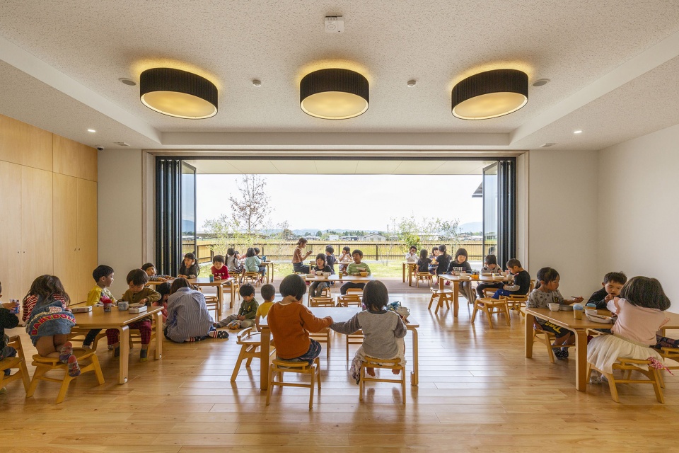 designverse1's tweet photo. 【 #designverse #VerseFocus #architecture #design 】
🥰#HIBINOSEKKEI—MRN Kindergarten and Nursery

😘For details, plz visit: https://t.co/PcwxJIEEcl

#architecturaldesign #Kindergarden #kids #Japan https://t.co/cphv0M9KD9