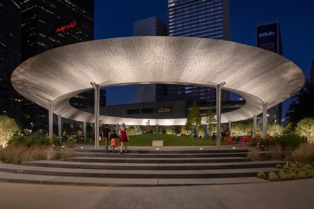 designverse1's tweet photo. 【 #designverse #VerseFocus #architecture #design 】
🥰#SWA—Pacific Plaza

😘For details, plz visit: https://t.co/K1WDfmH2yS

#architecturaldesign #Plaza #Transformation #Dallas https://t.co/42g2Zx4wNo