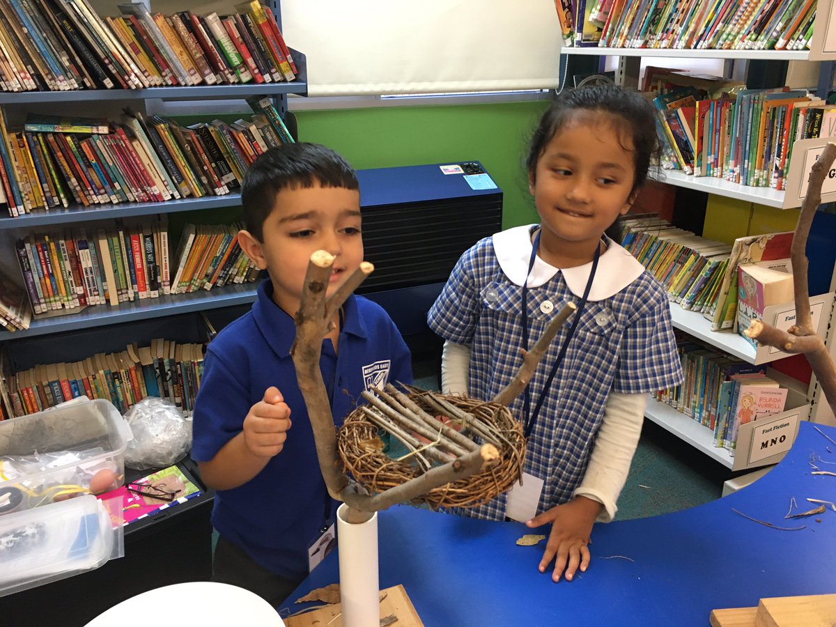 merrylandseast's tweet photo. Kindergarten learn to collect material with their “beaks” to build a birds nest! @NSWEducation @LongneckLagoon last pair in pics were not confident their design would be successful as it was different to others! Result? Success! ✔️👍👏 https://t.co/CWyZ4nJ8vp