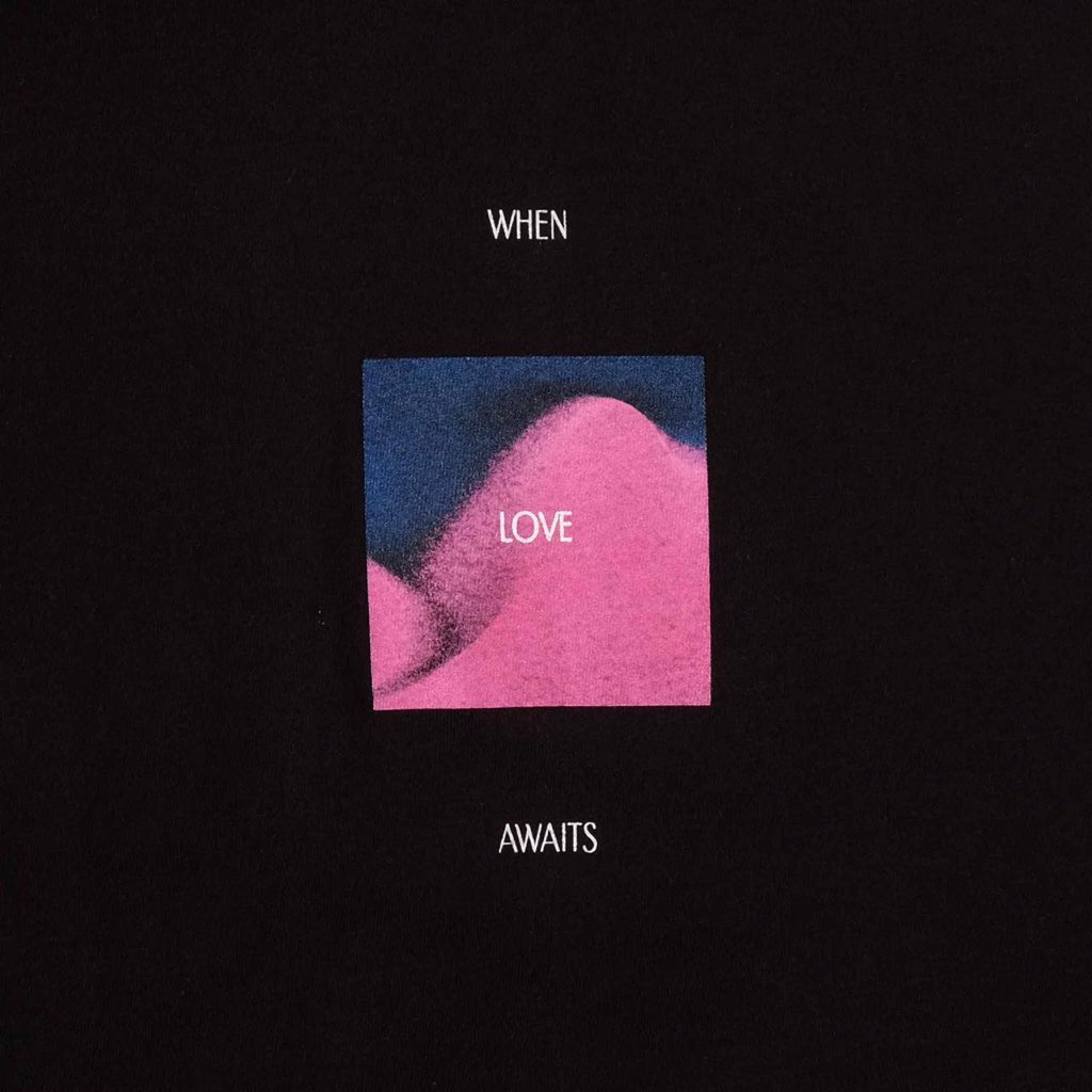 Homogenicworld's tweet photo. TS HMGNC X UNKL347
KODE: WHEN LOVE AWAITS
IDR 180k
SIZE: S,M,L,XL,XXL
(Bodysize 24s cotton tee)
WARNA:
HITAM & PUTIH
Pembelian kontak ke 08112312394, format:
- Nama
- Alamat
- No. Tlp
- Kode, warna dan size
Atau bisa ke @unkl347.
#hmgnc #unkl347 #thisisnotmadeinchina https://t.co/iLMHErATAz