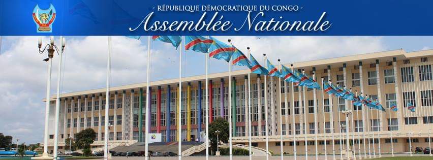 CrestosInfo's tweet photo. @AssembleeN : Kayembe sera tenu responsable si quelque chose arrive aux motocyclistes le jour de la rentrée parlementaire. Ceux-ci se débrouillent pour nourrir leurs familles. Que les politiciens arrêtent de les mêler dans leurs guerres. #RDC @kabund_jmkkrock https://t.co/EQNyEopEFn