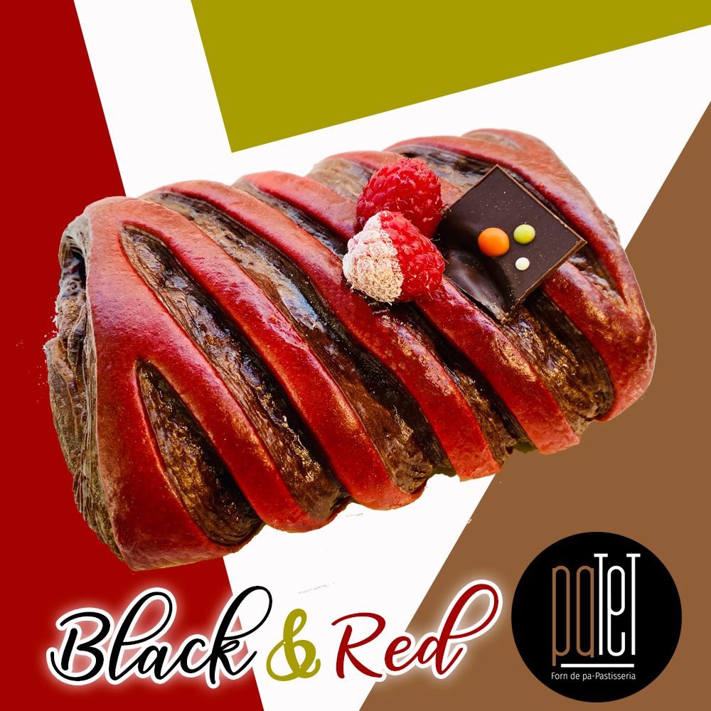 Et presentem una de les nostres últimes novetats, la Napolitana bicolor BLACK &amp; RED! Napolitana amb pasta de cacau amb xocolata i frambuesa! Mmm...!!!

#novetat #blackred #napolitana #bicolor #cacau #frambuesa #PastisseriaPatet #mollerussa