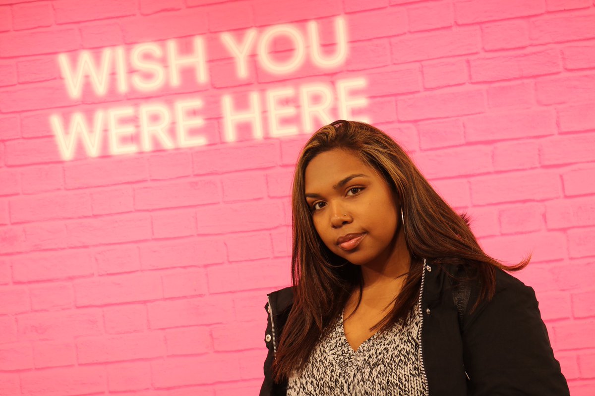 LexMediaStudios's tweet photo. Model moment while in New York for #CMANYC20 https://t.co/0KUpTTRa7L