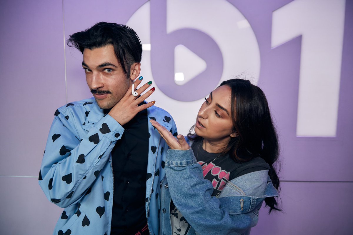 BrookeReese's tweet photo. Thereโs a lot happening in the world but join me for a feel good hour of music on @Beats1 Iโm talking to @byeloveleo about his songs #Boyfren & #Rosie and playing the music your listening to most on @AppleMusic โฅ๏ธ๐ฅณ https://t.co/RgEZyE3INI