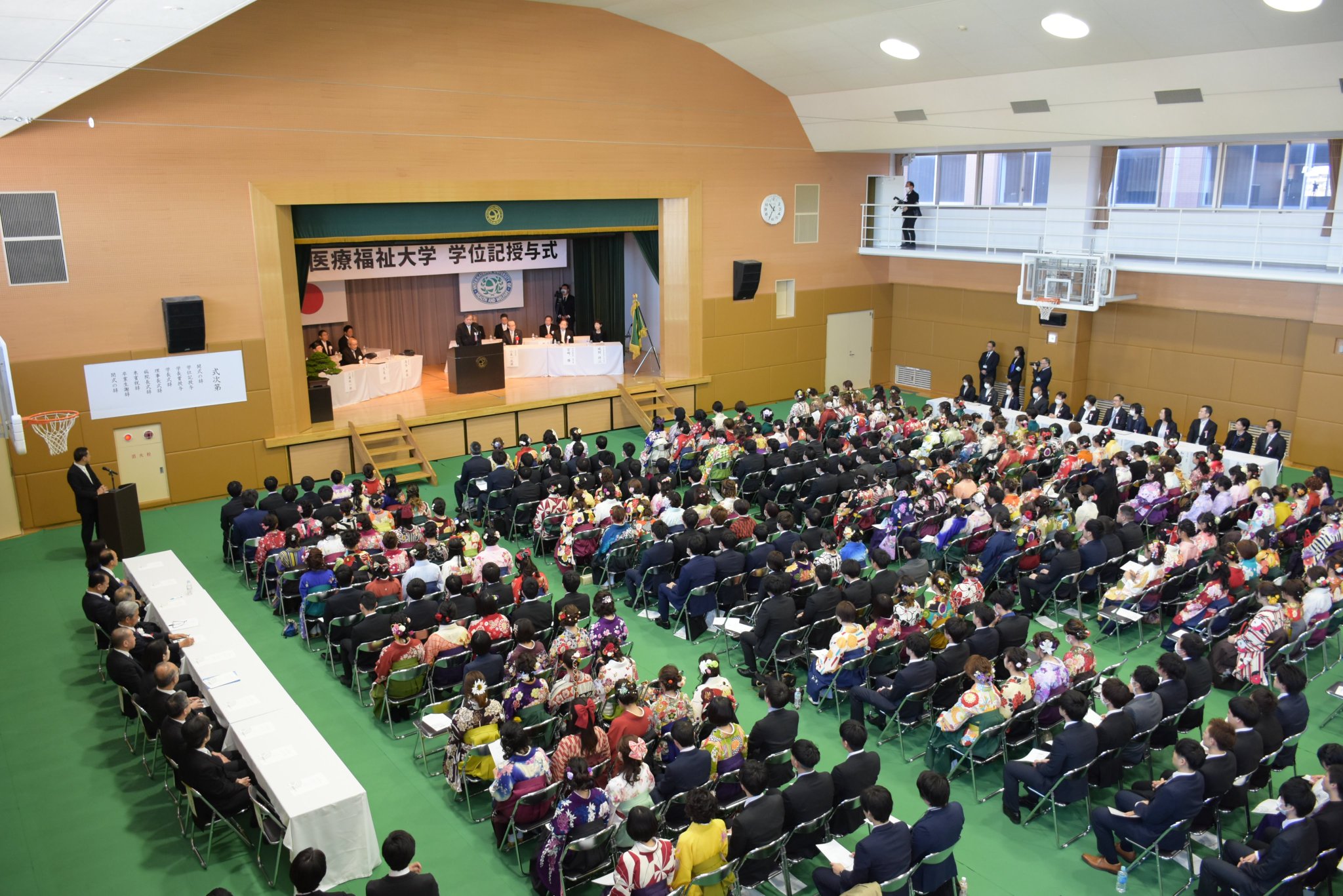 国際医療福祉大学 成田キャンパス Iuhw Narita Campus On Twitter 成田キャンパス１期生の卒業生が行われました 検温や手のアルコール消毒なども実施し 無事に終了することができました 卒業生の皆さん ４月から新たな環境でのご活躍をお祈りしています 本日