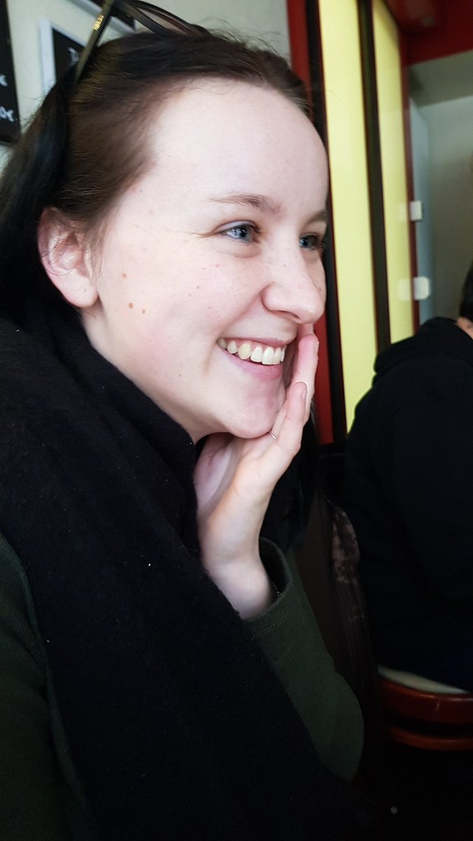 foxholetattoo's tweet image. Une bonne fête à notre super stagiaire Justine !! ❤