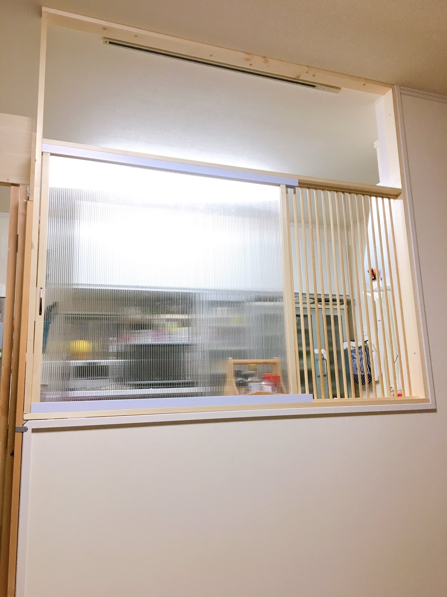 ねねはん 我が家はキッチン侵入禁止なのに 今までの策をことごとく打破していく保護猫いろちゃん 思い切って全部作り直しました 丸2日かけて 見た目とか気にしない 何も塗らずに使います 暑いから上空間あけたけど たぶんそのうち越えると思う ねねはん 我が家はキッチン侵入禁止なのに 今までの策をことごとく打破していく保護猫いろちゃん 思い切って全部作り直しました 丸2日かけて 見た目とか気にしない 何も塗らずに使います 暑いから上空間あけたけど たぶんそのうち越えると思う