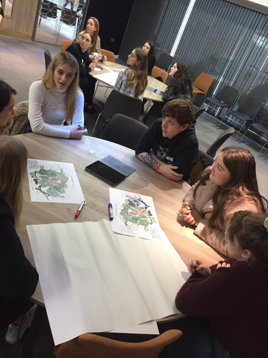 CardiffMetTHE's tweet photo. Potential students getting stuck into group work on a @GlastonburyFest case study. Great way to get to know each other and learn more about our courses. #wearecardiffmet #cardiffmet #applicantday #studyincardiff https://t.co/rabsoOxb3g