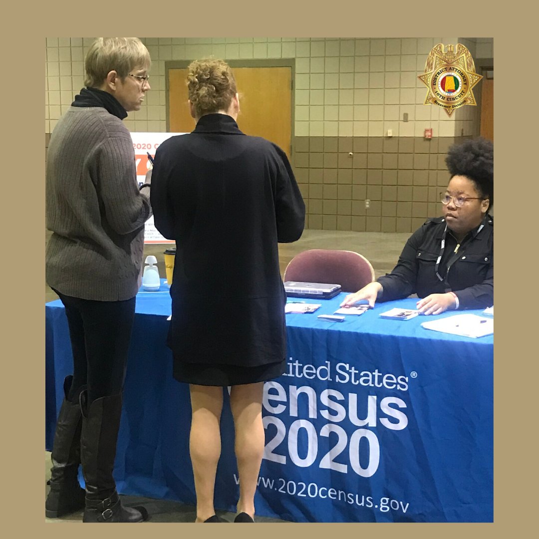 jeffcobessda's tweet photo. #ThrowbackThursday to our Second Chance Hiring Fair! One of our vendors was the U.S. Census 2020. Between now and March 20, you'll receive invitations to complete the 2020 Census. Make sure to respond so you and your family are counted! #Census #JeffCoDA #BessemerCutoff https://t.co/WKJLOi4TlC