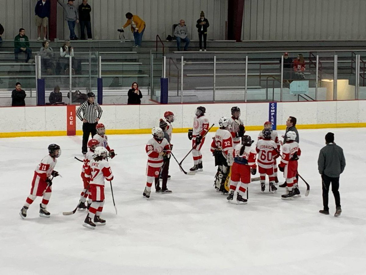 FIGHTnINDIANS's tweet photo. Way to go!  North Hills Middle School ice hockey wins an exciting OT game to move to the second round of the post season tournament. https://t.co/7KiNWio5Wc