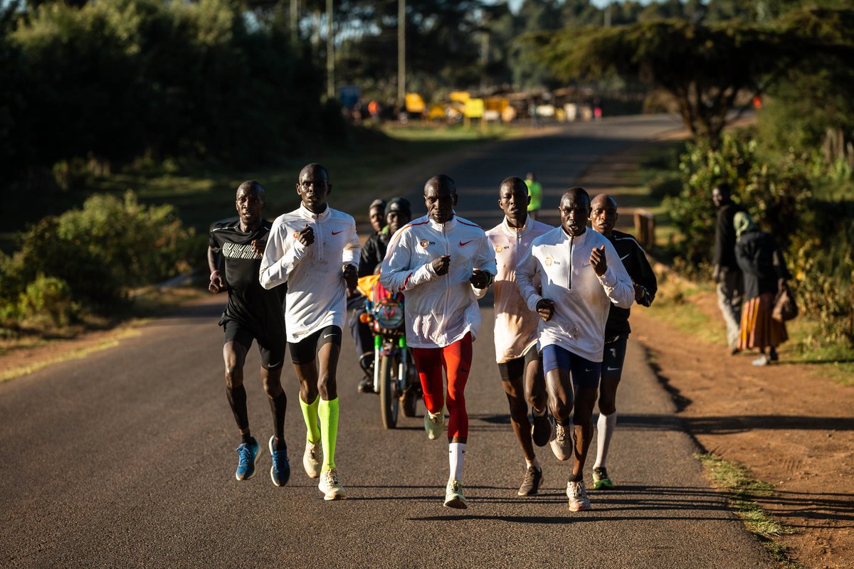 EliudKipchoge's tweet image. Hard work, 
Focus,
Believe.