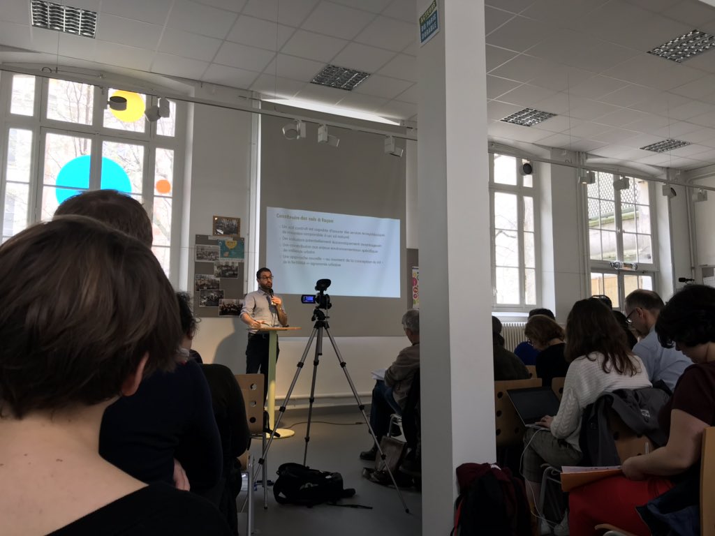 Au #ClubU2B, retour avec <a href="/_TychoBrahe_/">T</a> de l’Université de Lorraine sur les expériences de sols reconstruits à base de déchets et sous produits capable de fournir des services ecosyqtemiques équivalents au sols naturels. Le sol, fondation de la biodiversité. <a href="/LPOFrance/">LPO France</a>