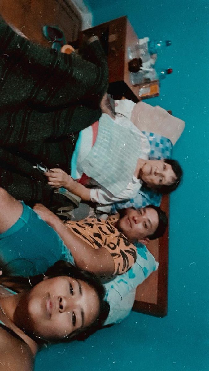 rocio_roldan13's tweet photo. Y se fue nomas la abu!! Cuanto te vamos a extrañar , cuanto te amamos Hermosa  😢❤ https://t.co/Y1Uz69ZAZr