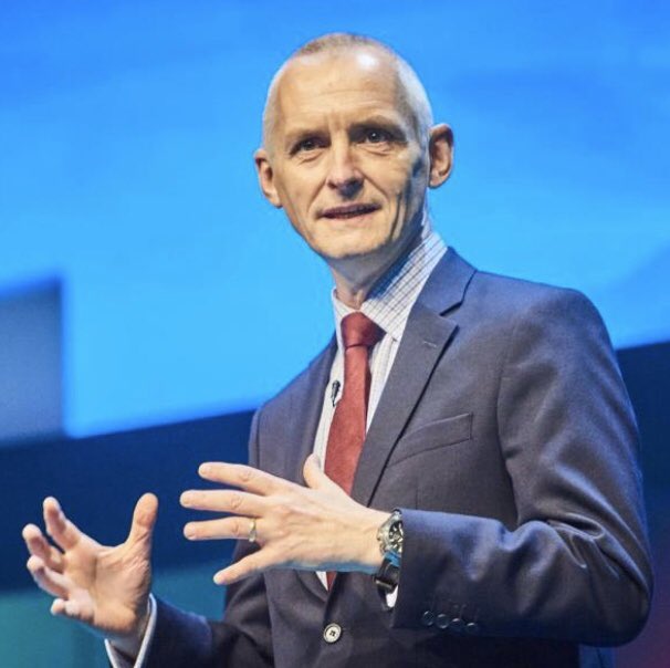 Here’s three photos used in relation to my #plsainvest20 speech yesterday - from IPE, Daily News and Twitter. Seems I managed to wear three different suits and ties. And you didn’t even spot the quick changes.