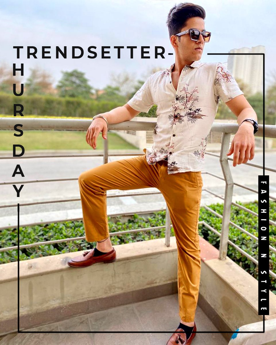 Inner beauty is great, but setting trends with your fashion never hurts. Our trending Thursday collection is arriving you soon
#TrendsetterThursday #Wearthetrend #beafashionista #stylestory #beastar #sassyandstylish #ComingSoon #Chinos #ChinosPants #ColourfulChinos #CasualTrouser