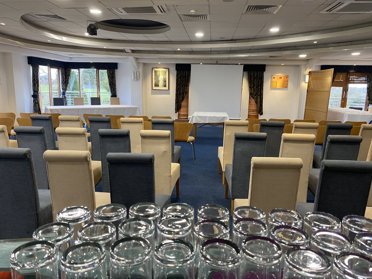 SlatersCatering's tweet photo. Early bird catches the worm! https://t.co/7LaAISBfUK