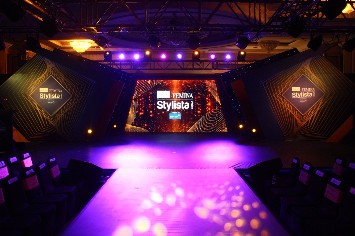 QEDPRODUCT's tweet photo. The grand finale of Femina Stylista West 2020 in Bombay, a nation-wide style and beauty pageant. The judges panel included bollywood actresses Sanya Malhotra, Rakul Preet, Dr. Niteen Dhepe and Dr. Madhu Chopra, as the 16 finalists competed for the crown. https://t.co/tCHPaPEpl1