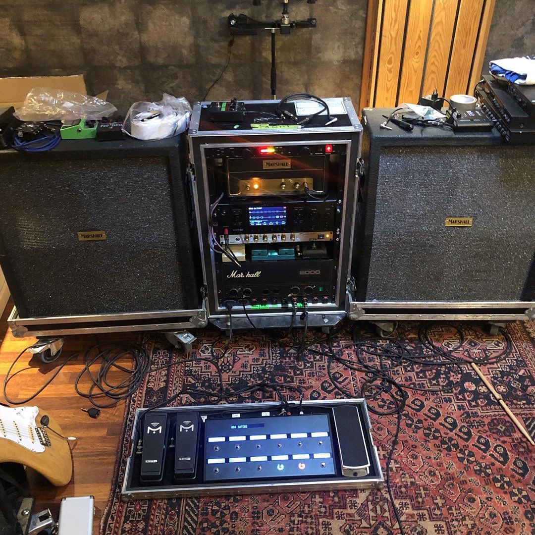 Line6's tweet photo. #Line6 artist #SorenAndersen preparing for tour...
#Helix #helixrack https://t.co/yopegn6KXB