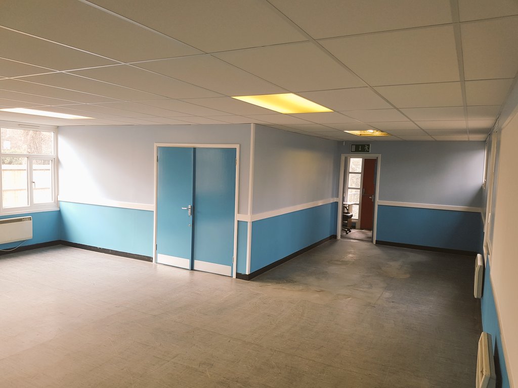 19squadronatc's tweet photo. We're going home to our New HQ! Lots of polishing and sorting to do, but we're  taking pride in our home. Thankyou to all the staff whom worked so hard for us @SussexWExO @SouthEastRFCA @WingWwo @SussexWing @4PWRRTigers #mightyXIX is back in town! 
@ComdtAC @WingWwo @SusyRadio https://t.co/KTAcrpp491