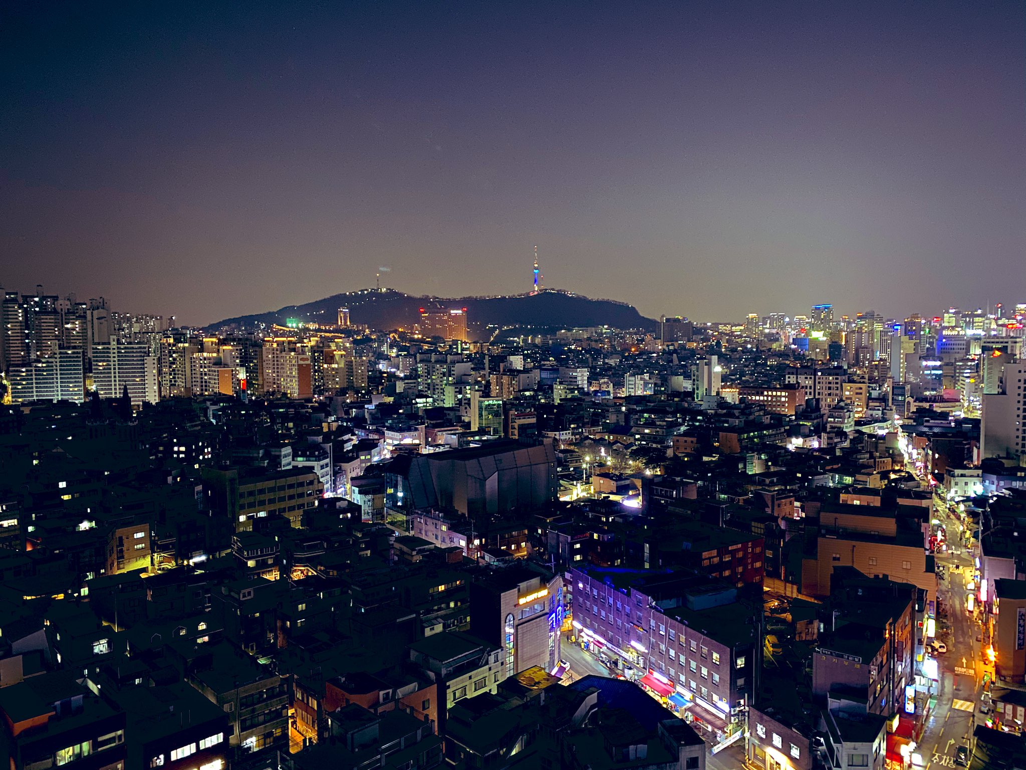 Night Tempo 夜韻 新居から見えるソウルの夜景は毎日見てもエモいです T Co 8zjlc5r5l5 Twitter