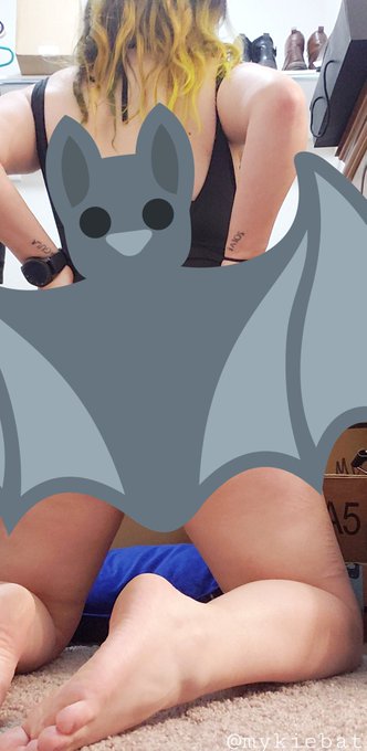 Send tribute, I'll decide if you're worthy   🦇 modified 🦇 findom 🦇 paypig 🦇 onlyfans 🦇 assworship 🦇 https://t<a href="/tag/live"class="tags"><span>#live</span></a><a href="/tag/chaturbate"class="tags"><span>#chaturbate</span></a>