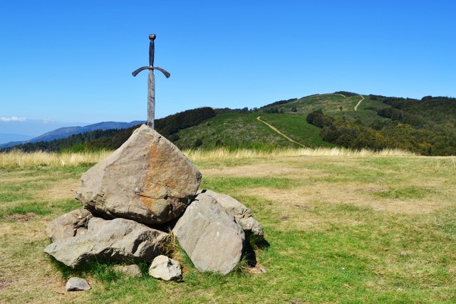 Storie di spade, cavalli e un ebook gratuito per te - mailchi.mp/f3346ddd3f2a/s…