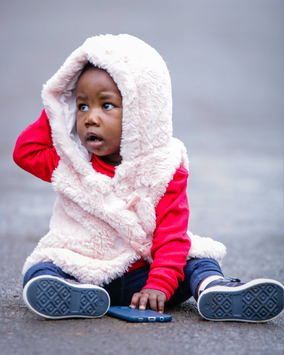ZirnarMedia's tweet photo. Where's mommy? 

#babyphotography
#Kisumucity
#outdoors
#canonphotography https://t.co/9UaA8JEwb5