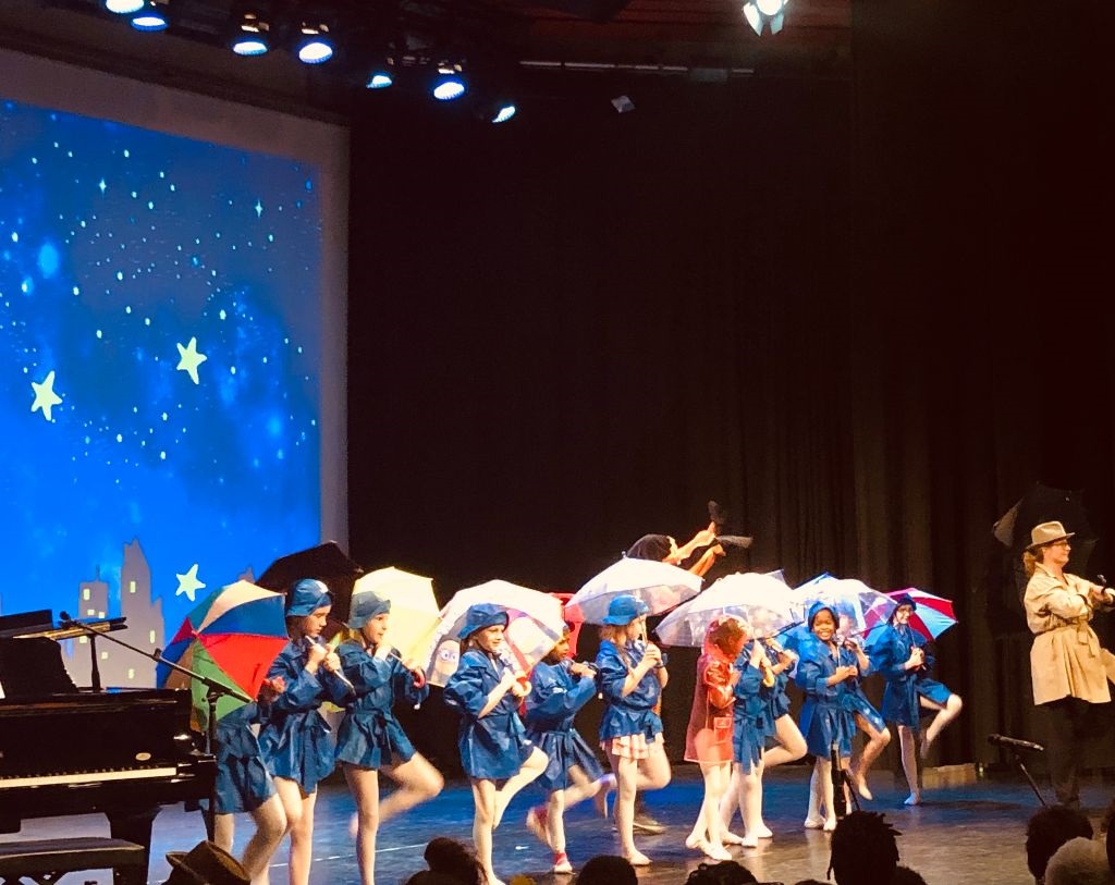★ Op zoek naar een goede, gezellige dansschool bij jou in de buurt? Neem dan een kijkje in onze blog! Speciaal voor jullie hebben we een overzicht gemaakt van de dansscholen in Flevoland 👉 bit.ly/FijneDansschol…