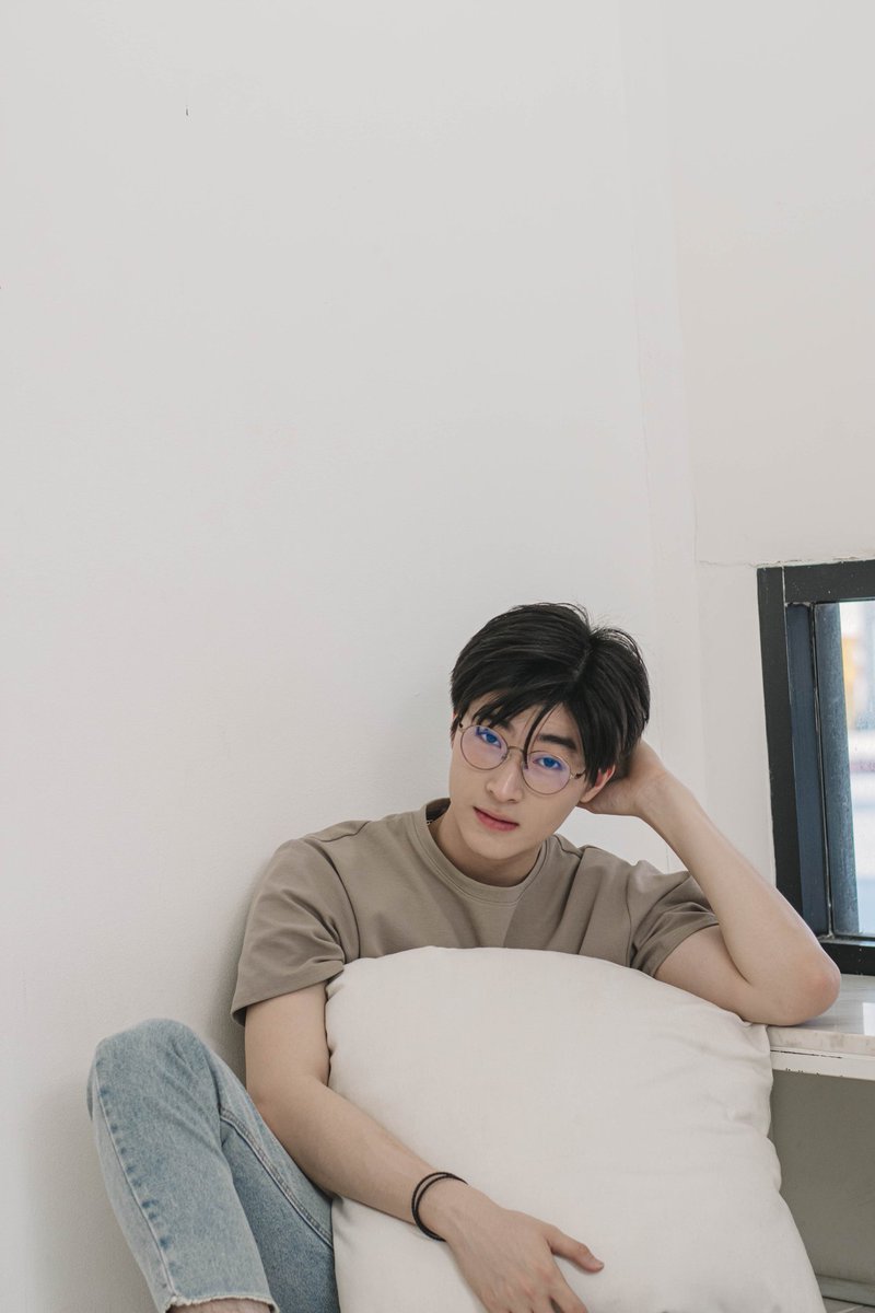 Bluepongtiwat tweet media