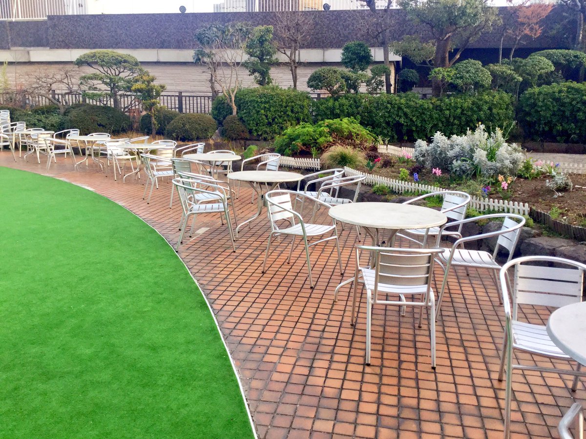 東急百貨店 本店 على تويتر ここは本当に渋谷か スポットとしてお馴染みの東急本店屋上 先ほどもチラッと立ち寄ったらご覧の通り貸切状態 最近は公園が混雑しているとの声も ぜひピクニック感覚でお気軽にお越しください スクランブルスクエアも