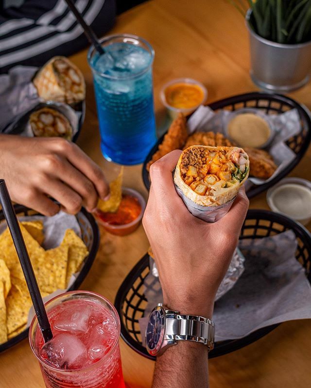 Sabroso_mex's tweet photo. life is burritoful 🌯 https://t.co/8GW0M7xi0s https://t.co/1bNTVLr21n