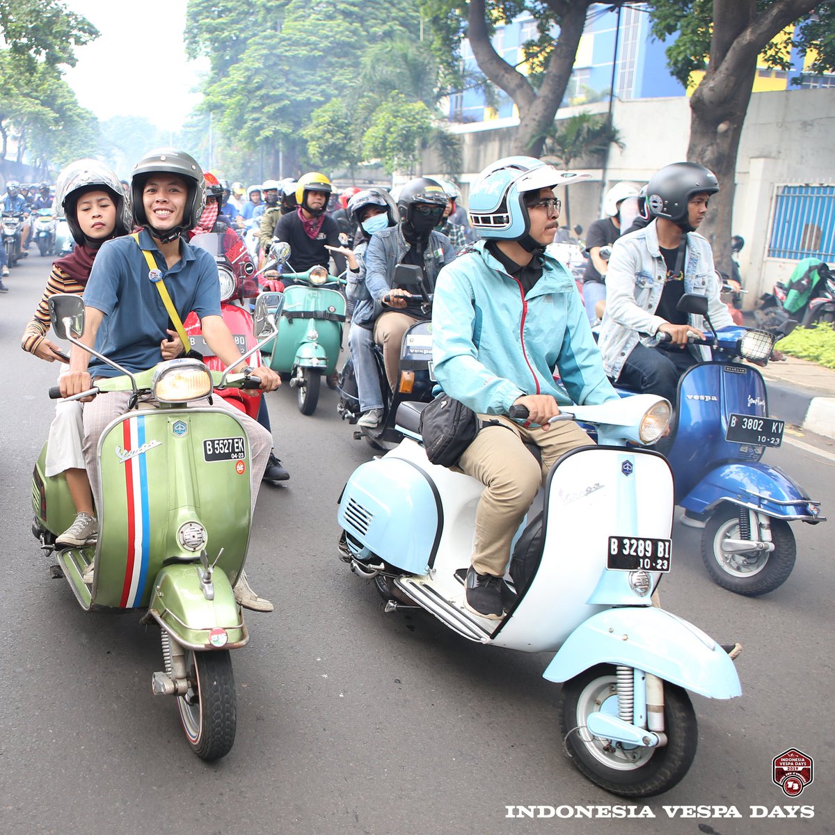 indovespadays's tweet photo. Jaga kesehatan untuk tetap ceria dan bervespa | π· by #IndonesiaVespaDays Team #vespa #piaggio #setaradivespa #vespa_official #vespaworld #indonesiavespadayscommunity #invadr #indonesiavespadays #vespaclub #vespacommunity #vespafamily #vespafreaks #vespagroup #vespagram #ivd2019 https://t.co/xKc6VPuG4x