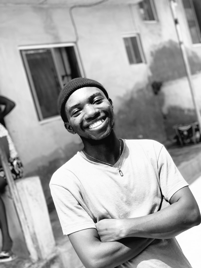 _TheSemiloore's tweet image. *Few moments later...the head warmer became too big for my head*