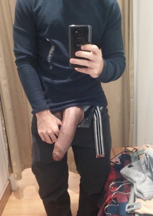 A que putita violo en los probadores?