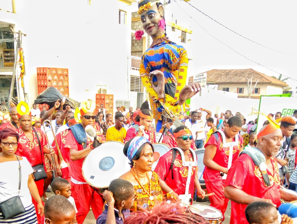 MichelleYao18's tweet photo. LE CARNAVAL IVOIRO-ANTILLAIS DE BLOCKAUSS https://t.co/lpf8fiB9QU https://t.co/VkmkZZF39D