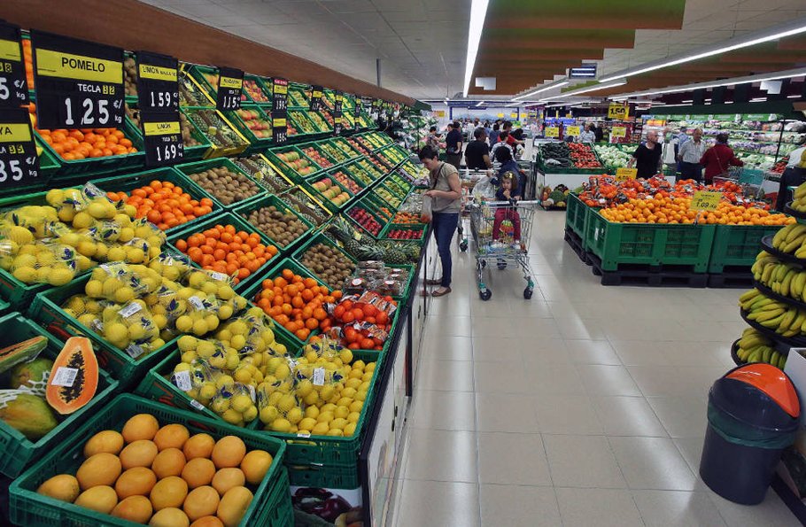 execyl's tweet photo. Desde #EXECyL queremos hacer una llamada a la calma y la #responsabilidad.

Contamos con un sector y una cadena de distribución eficiente que garantiza el abastecimiento de productos básicos y el buen servicio. 

#compraconresponsabilidad #abastecimiento #eficiencia #nofear https://t.co/hv7PrmHeRe