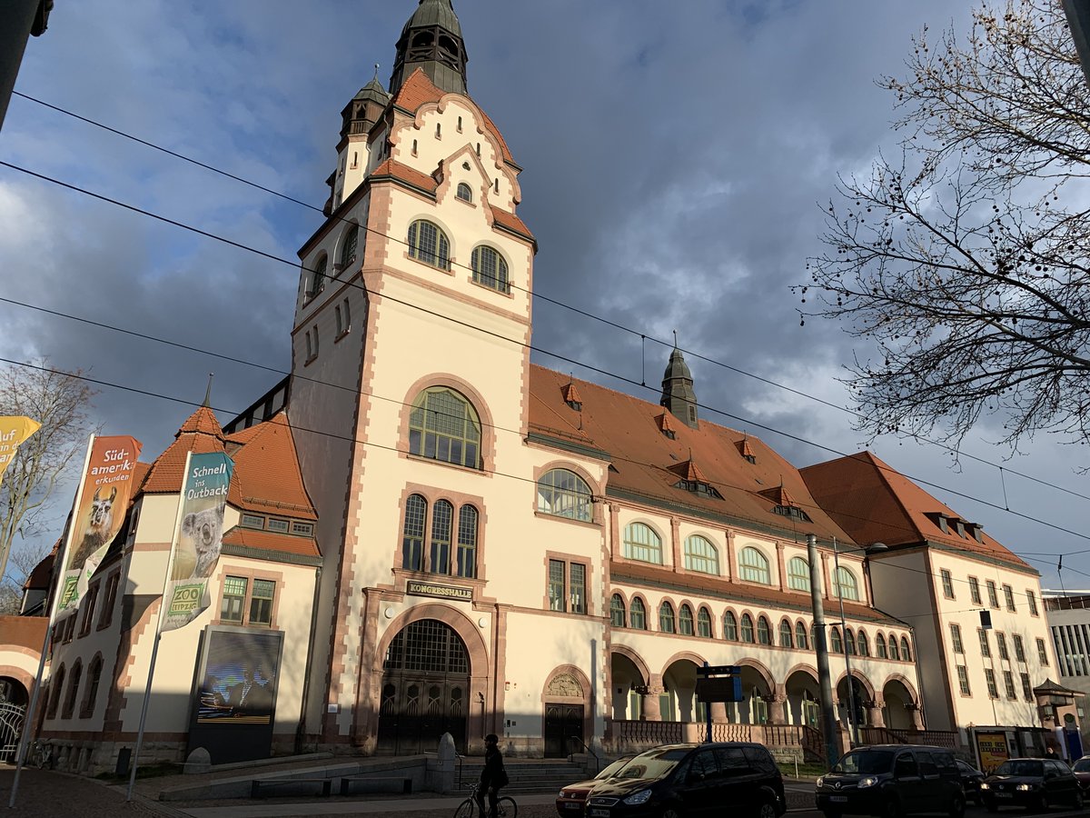 ELODigital_DE's tweet photo. Heute geht es weiter mit den ELO Solution Days.  Wir sind in der Kongresshalle am Zoo in #Leipzig zu Gast und zeigen Ihnen alles, was Sie zum Thema #Digitalisierung Ihrer Geschäftsprozesse wissen müssen. Seien Sie gespannt - wir freun uns auf Sie! 

#ELODigital #SolutionDays https://t.co/4o0mhz2NVj