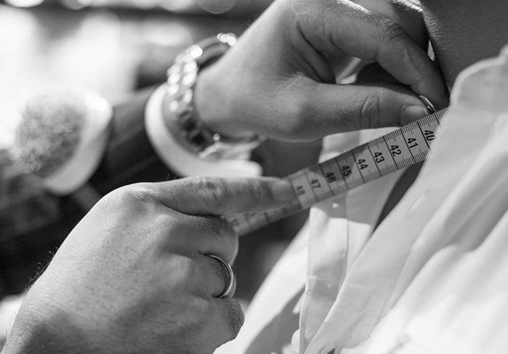 LondonPostUK's tweet photo. Meet Nathaniel Handfield – Elusive And Exclusive Clothier To The Rich https://t.co/GLUxad0yDN https://t.co/NEsMhA9lqR