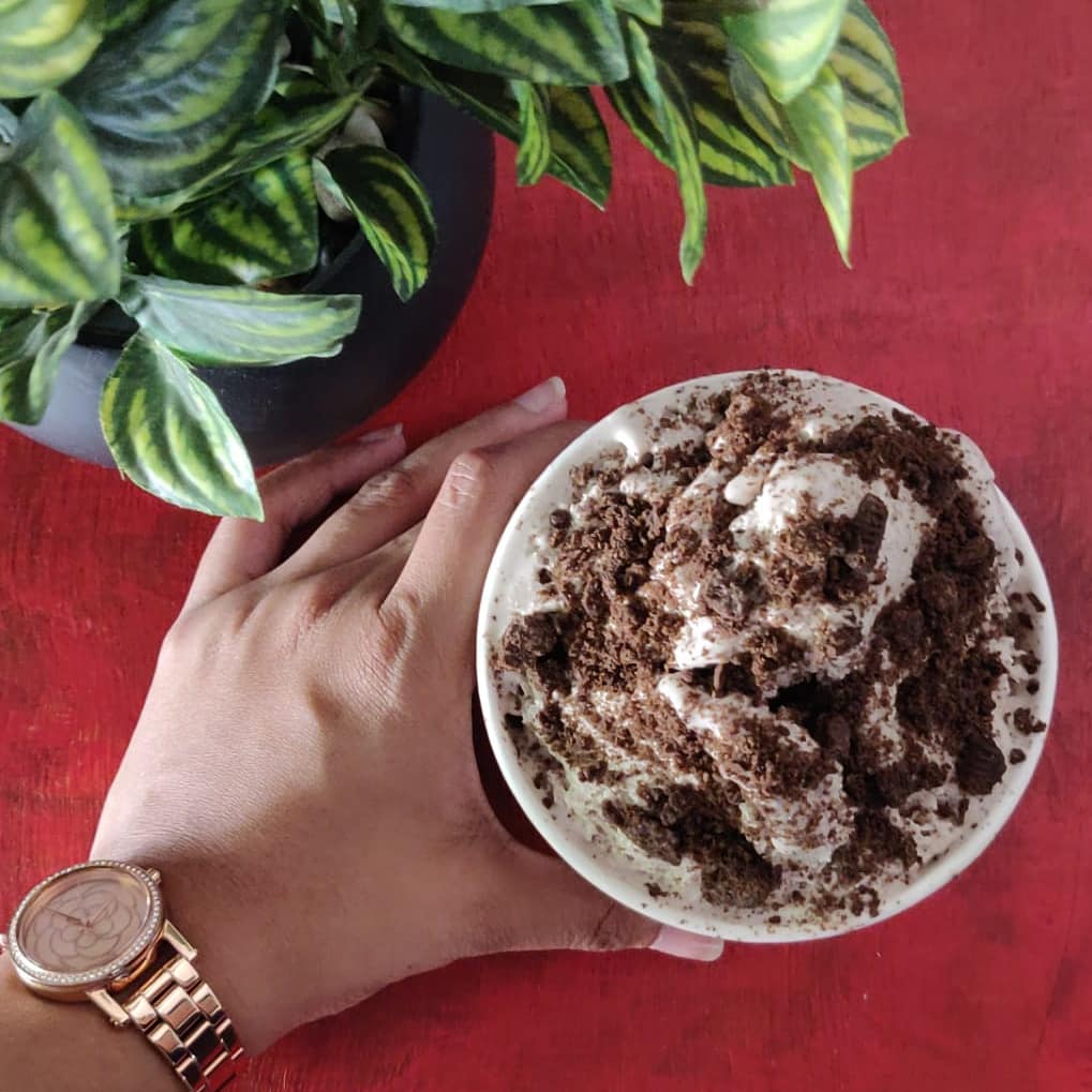 CoppettoGelato's tweet photo. No matter the weather, we will always crave this #CookiesAndCream Gelato🍧
.
.
.
#CoppettoArtisanGelato #Coppettoism #Gelato #Sorbet #PureVegetarian #NoArtificialFlavours
#NaturalIngredients #LifeTastesBetterWithGelato #Mumbai https://t.co/ZbUwA5KKTd