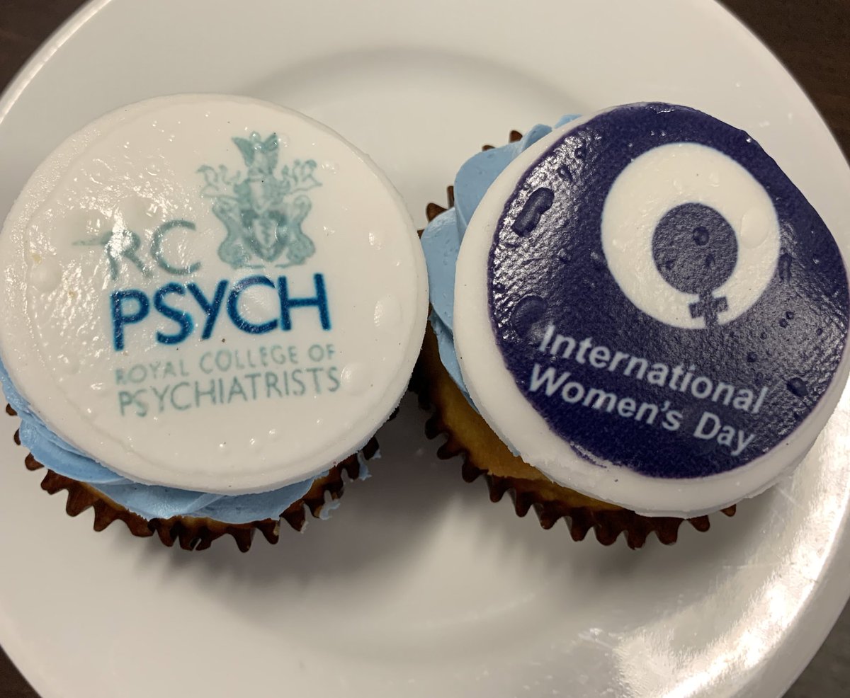 Feeling a bit flat as our @rcpsych #InternationalWomenDay2020 today is postponed but cheered by the delivery we couldn’t cancel.. #CupCakeAnyone? @Choose_Psych #ChoosePsychiatry 🦋