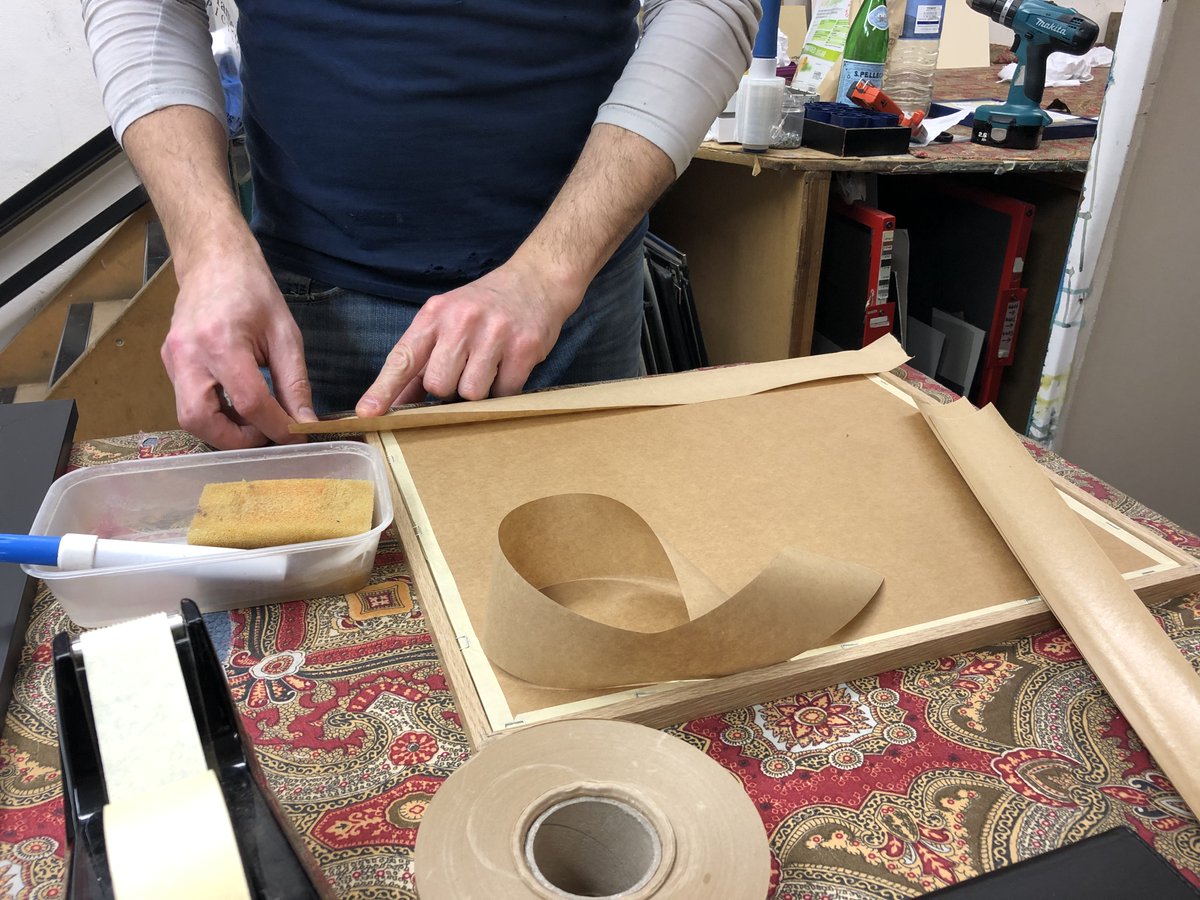 framesetmatch's tweet image. Behind every great frame is an even greater framer..