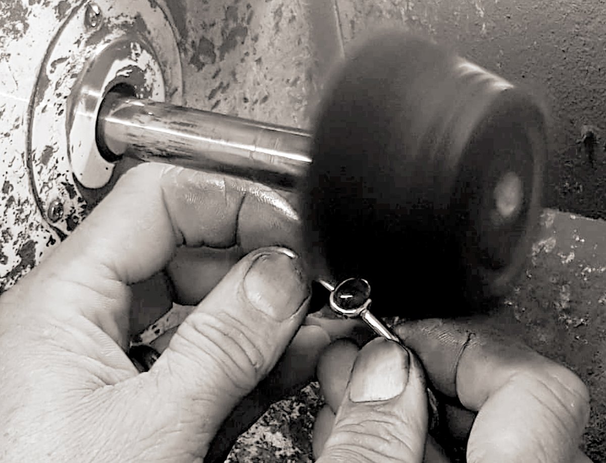 There’s few things more rewarding than seeing a piece of loved, but unworn jewellery transformed into something more wearable. 

Our consultants and workshop can work with you to restyle or completely redesign a much loved piece.  

#heirloomjewellery #Jewellerydesign