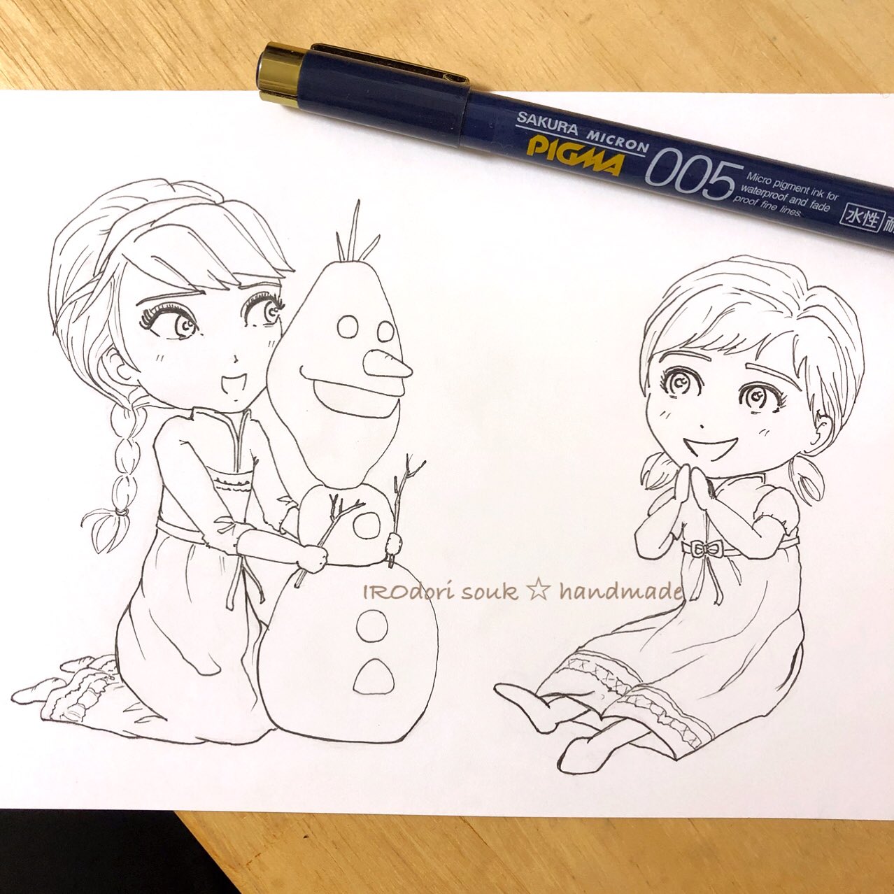 ぴょん Irodori Souk 本日のお仕事 笑 娘からのリクエストの塗り絵用線画 アナとエルサということだったので あえて子ども時代の お絵描き イラスト 線画 塗り絵 アナ雪 アナと雪の女王 T Co X2m2bdmacz Twitter