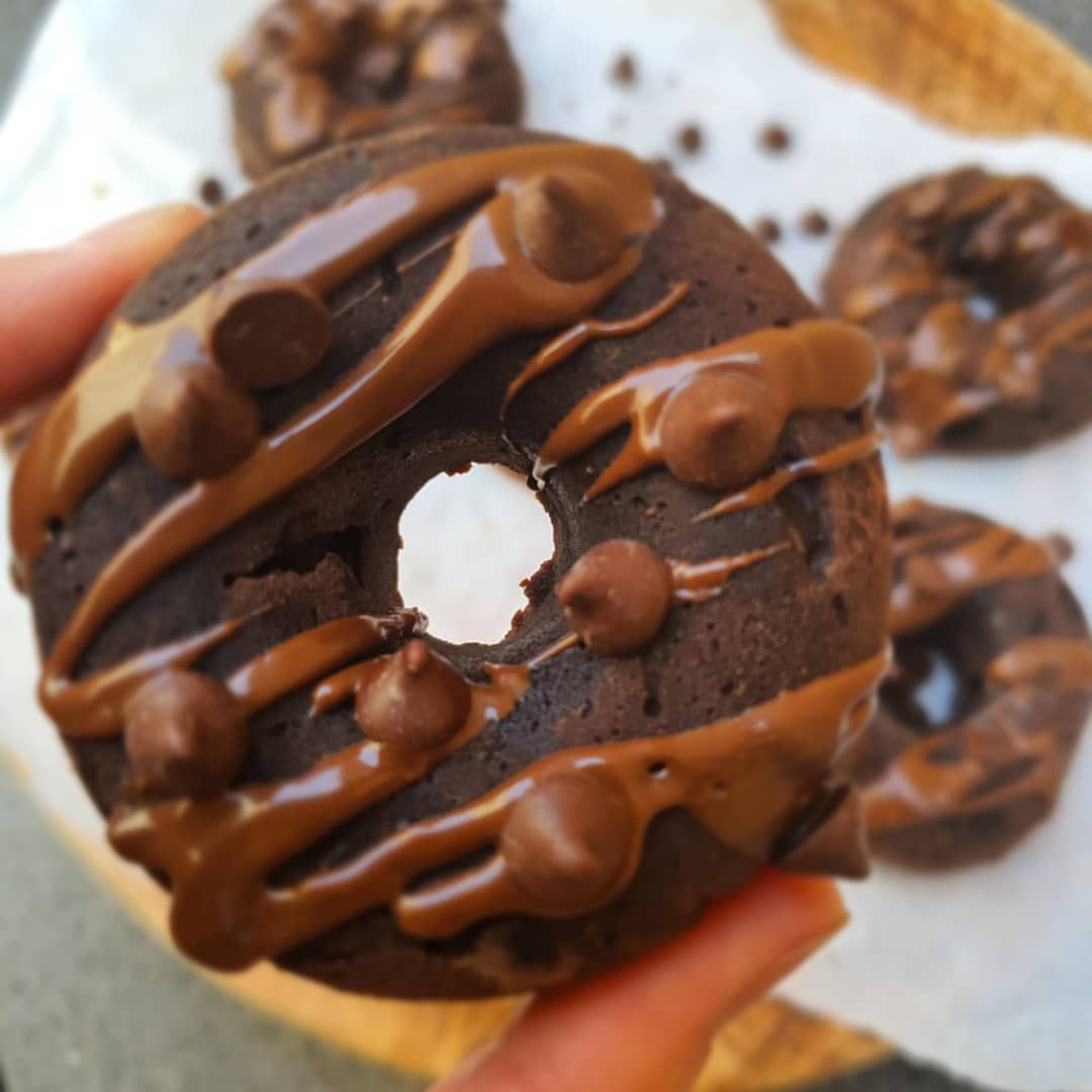 NuttviaSpread's tweet photo. Comment down below if you want to take a bite outta this! 😍 via @healthy.or.not.nutrition https://t.co/DP1Lqq6piS